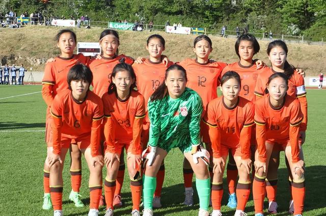 日本女足队员斩获最佳球员称号